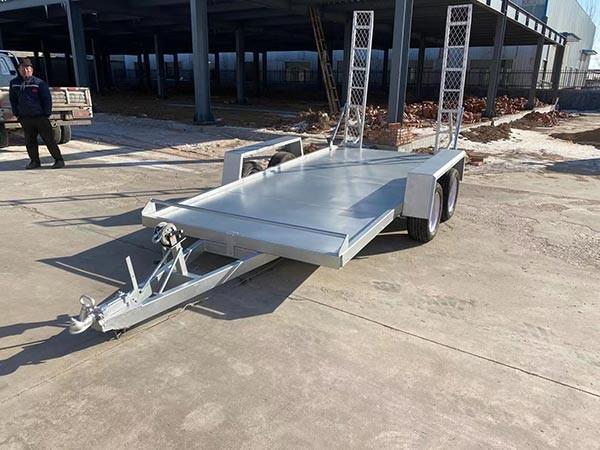 應(yīng)該怎樣保證平板掛車輪胎的使用壽命？